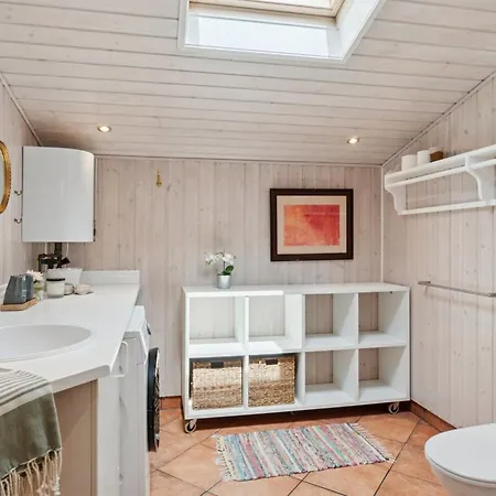 Nette - 100m From The Sea By Interhome * Tjørneholm