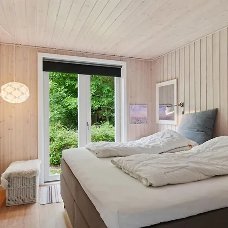 Nette - 100m From The Sea By Interhome